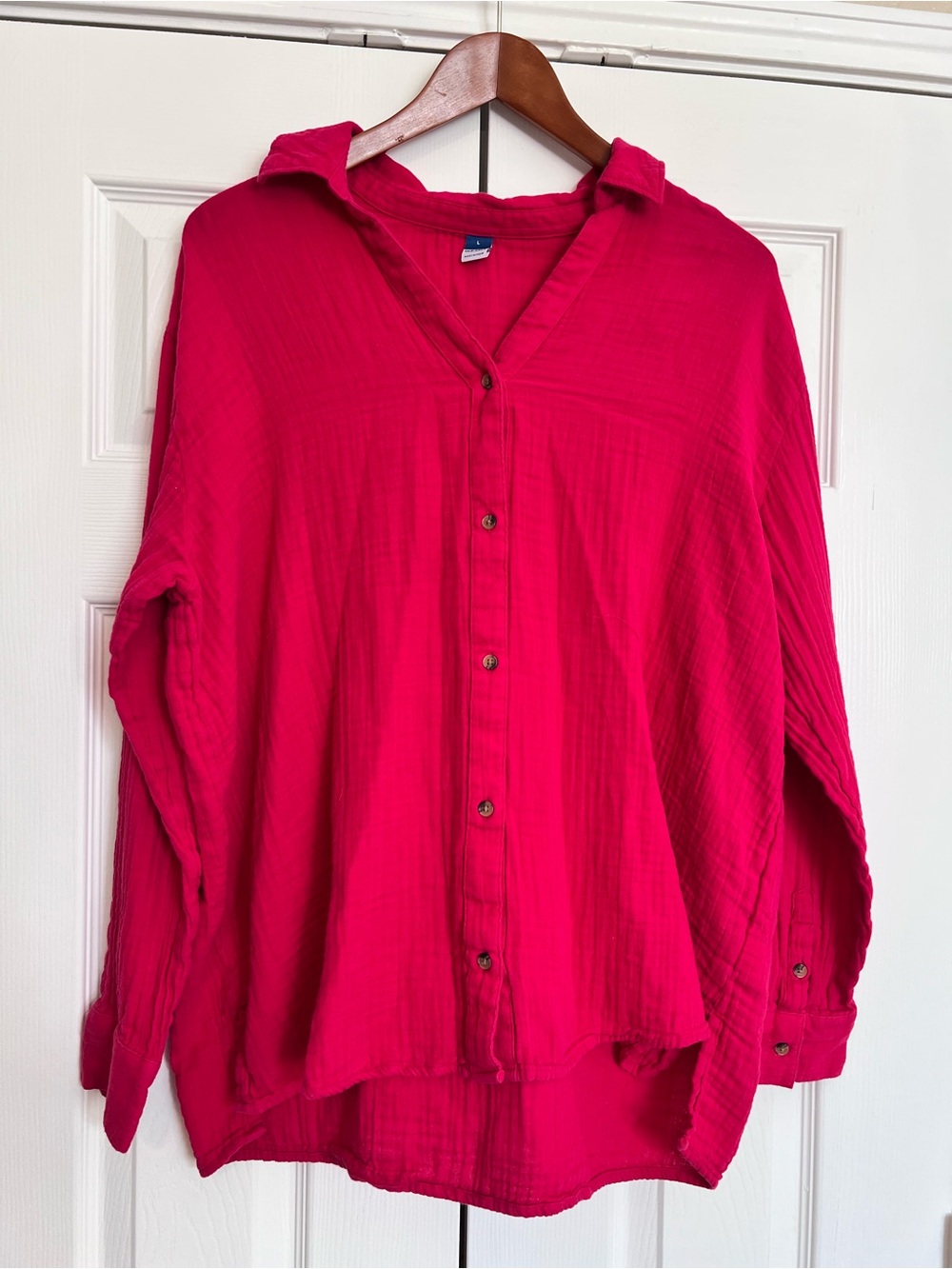 Old Navy Women's Button-Front Shirt - Hot Pink